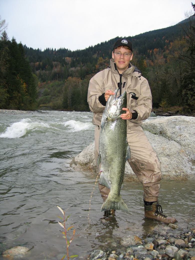 Ole med kongelaks på over 12 kg