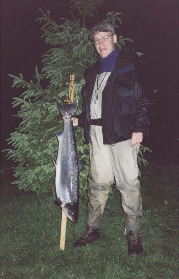 Ole med laks fra Gaula 2004