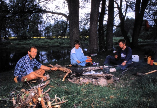 Carl, Mette og Ole p&aring; kanotur