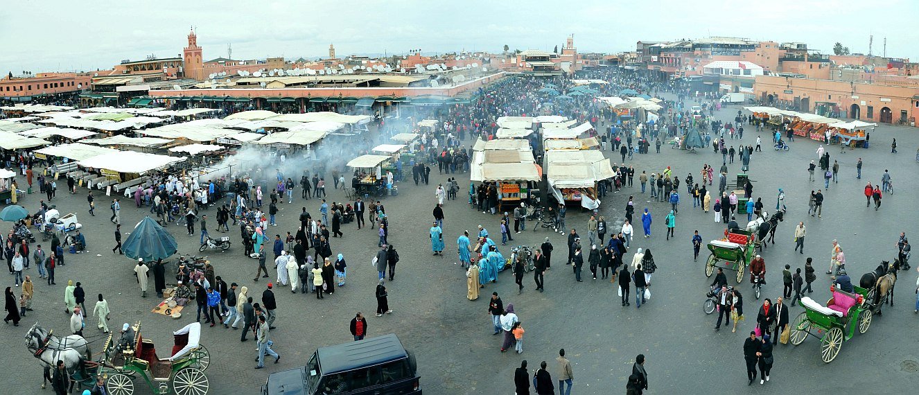Det st&oslash;rste marked i Marrakech &mdash; Jemaa el-Fna