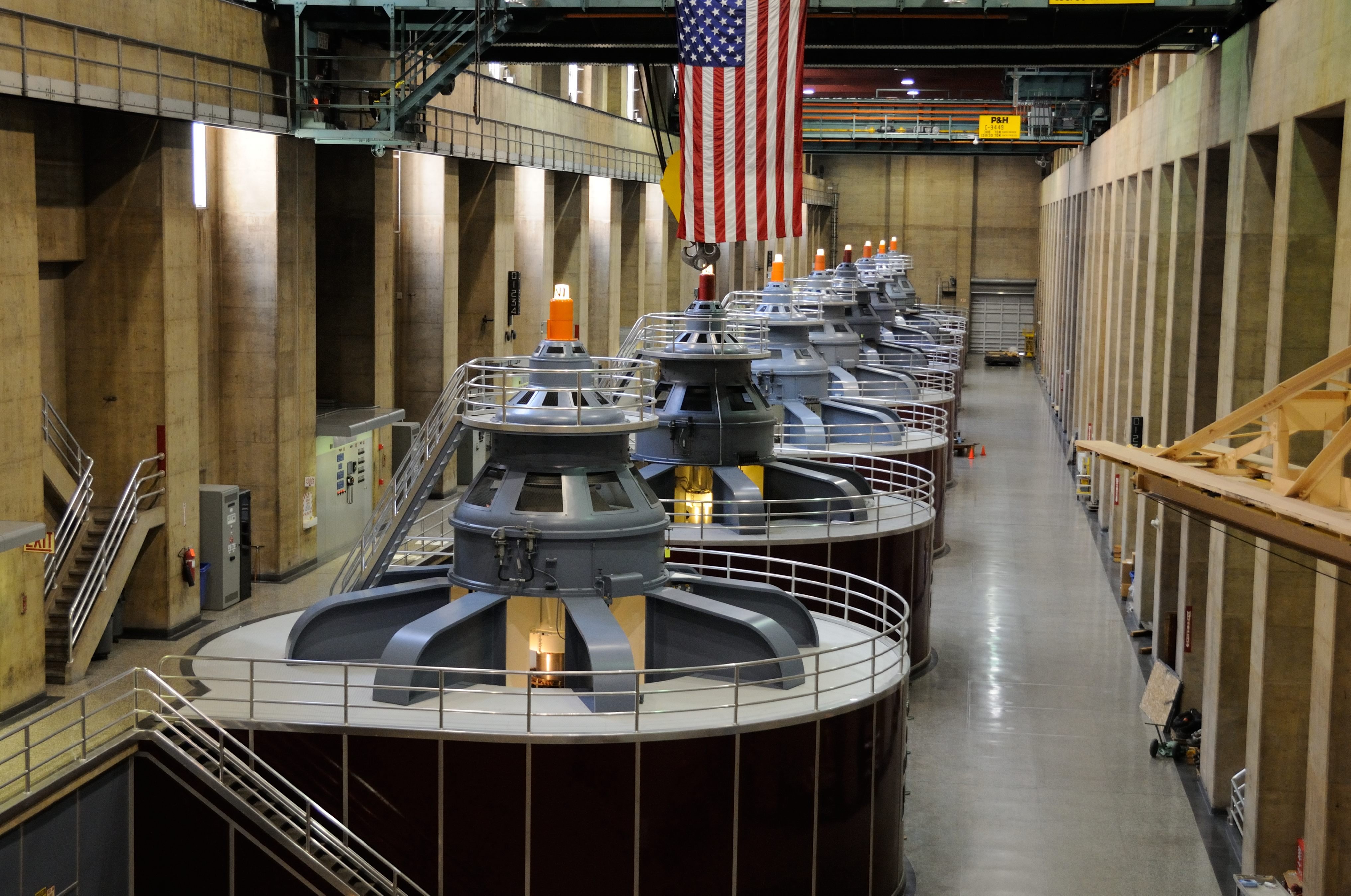 Hoover Dam — generatorrummet inde i selve dæmningen