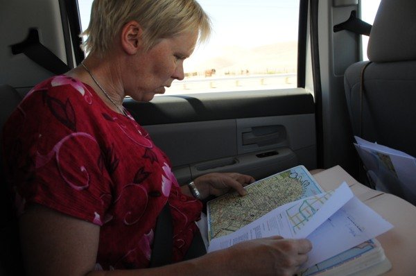 Karin navigerer i San Franciscos gader