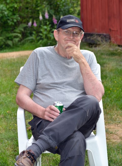 Frede nyder en enkelt øl